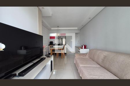 Sala de apartamento à venda com 3 quartos, 66m² em Vila Metalúrgica, Santo André