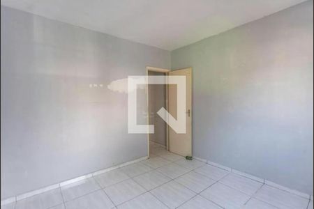 Casa à venda com 4 quartos, 164m² em Taboão, Diadema