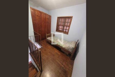 Casa à venda com 4 quartos, 325m² em Nova Petrópolis, São Bernardo do Campo