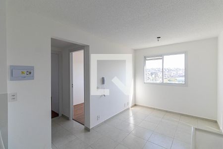 Sala/Cozinha/Área de Serviço  de apartamento para alugar com 2 quartos, 32m² em Guaianases, São Paulo