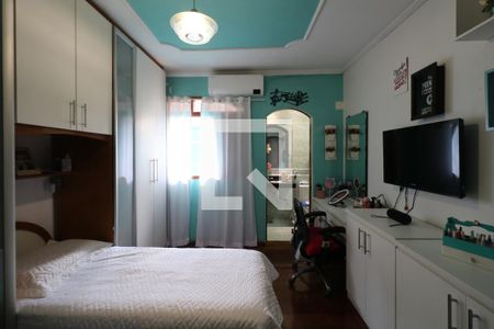 Suíte 1 de casa à venda com 2 quartos, 224m² em São Judas Tadeu, Diadema