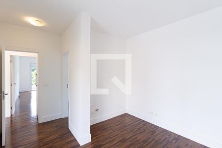 Suíte 1 de casa de condomínio para alugar com 4 quartos, 450m² em Terras do Madeira, Carapicuíba