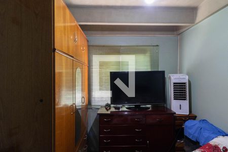 Quarto de apartamento para alugar com 1 quarto, 40m² em Conjunto Residencial José Bonifácio, São Paulo