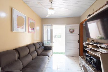 Casa à venda com 3 quartos, 70m² em Olaria, Canoas