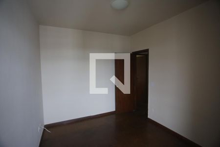 Quarto de apartamento à venda com 3 quartos, 110m² em Conjunto California, Belo Horizonte