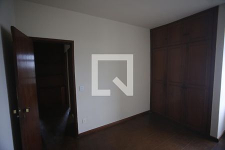 Quarto de apartamento à venda com 3 quartos, 110m² em Conjunto California, Belo Horizonte