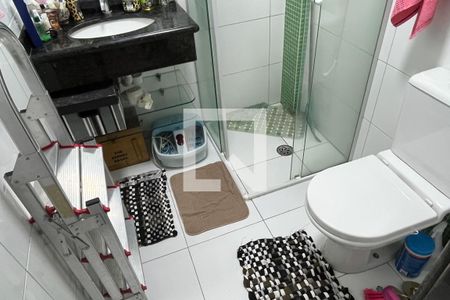 Banheiro da Suíte 1 de apartamento para alugar com 3 quartos, 144m² em Embaré, Santos