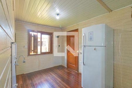 Sala/Cozinha de casa à venda com 2 quartos, 200m² em Estância Velha, Canoas