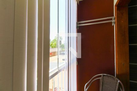 Sala de apartamento à venda com 2 quartos, 55m² em Fátima, Canoas