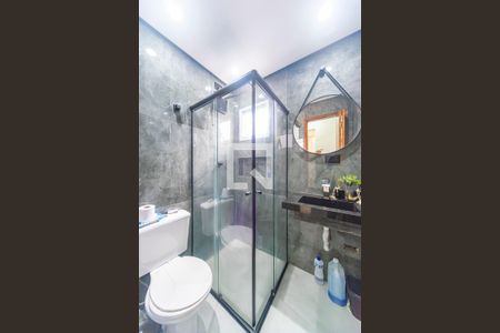 Banheiro de apartamento à venda com 2 quartos, 72m² em Vila Bela Vista, Santo André