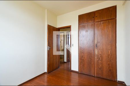 Quarto 2 de apartamento para alugar com 2 quartos, 64m² em Floresta, Belo Horizonte