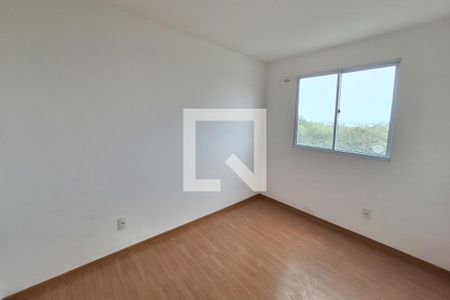 Quarto 2 de apartamento para alugar com 2 quartos, 42m² em Parque Sarapuí, Duque de Caxias