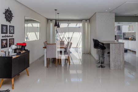 Sala de casa à venda com 3 quartos, 127m² em Hípica, Porto Alegre
