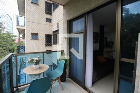 Varanda de apartamento para alugar com 2 quartos, 70m² em Barra Olímpica, Rio de Janeiro