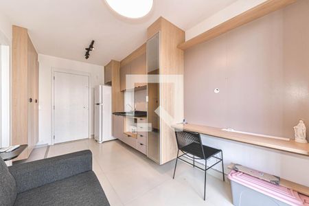 Sala - Cozinha Integrada de apartamento para alugar com 1 quarto, 26m² em Campo Belo, São Paulo