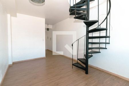 Quarto/Sala  de kitnet/studio para alugar com 1 quarto, 77m² em Centro Histórico, Porto Alegre