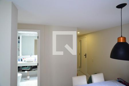 Hall de Entrada de apartamento para alugar com 1 quarto, 90m² em Barra da Tijuca, Rio de Janeiro