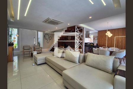 Casa à venda com 3 quartos, 360m² em Recreio dos Bandeirantes, Rio de Janeiro