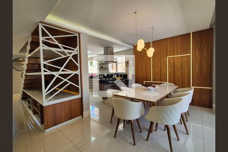 Casa à venda com 3 quartos, 360m² em Recreio dos Bandeirantes, Rio de Janeiro