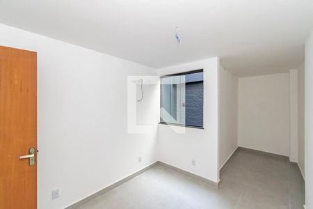 Quarto 1 de apartamento à venda com 2 quartos, 50m² em Penha, Rio de Janeiro