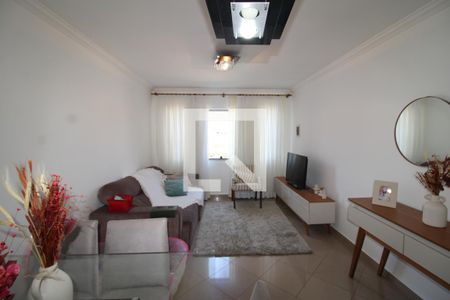 Sala de casa à venda com 3 quartos, 210m² em Parque Peruche, São Paulo
