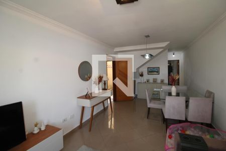 Sala de casa para alugar com 4 quartos, 210m² em Parque Peruche, São Paulo