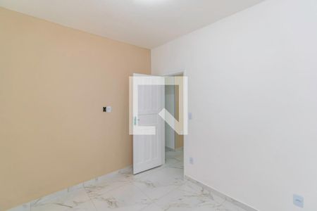 Quarto 1 de casa para alugar com 2 quartos, 45m² em Irajá, Rio de Janeiro