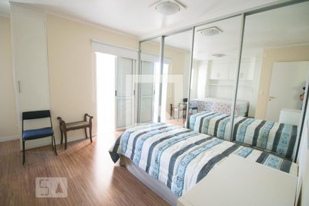 Quarto de apartamento à venda com 1 quarto, 64m² em Jardim, Santo André
