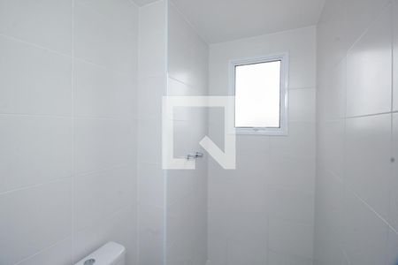 Banheiro da Suíte 1 de apartamento à venda com 2 quartos, 57m² em Vila Assunção, Santo André