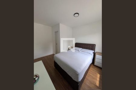 Quarto de apartamento à venda com 3 quartos, 76m² em Loteamento Center Santa Genebra, Campinas