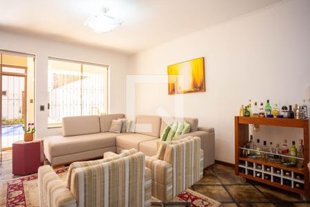 Sala de casa à venda com 4 quartos, 450m² em Planalto Paulista, São Paulo