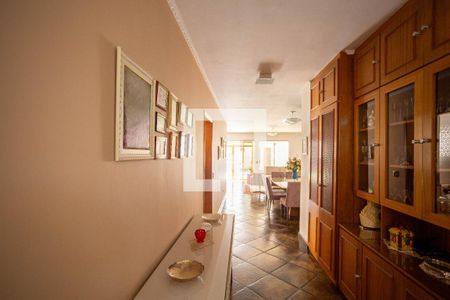 Corredor de casa à venda com 4 quartos, 450m² em Planalto Paulista, São Paulo