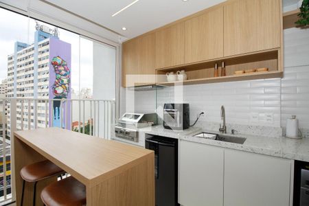 Varanda Gourmet e Área de Serviço de apartamento para alugar com 2 quartos, 71m² em Pinheiros, São Paulo