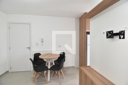 Sala de apartamento para alugar com 1 quarto, 30m² em Cajuru, Curitiba