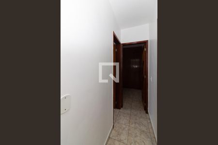 Corredor de apartamento para alugar com 2 quartos, 69m² em Vila Valqueire, Rio de Janeiro