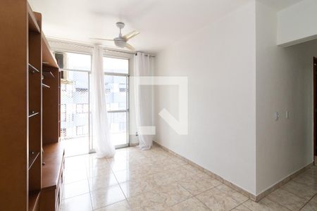 Sala de apartamento para alugar com 2 quartos, 69m² em Vila Valqueire, Rio de Janeiro