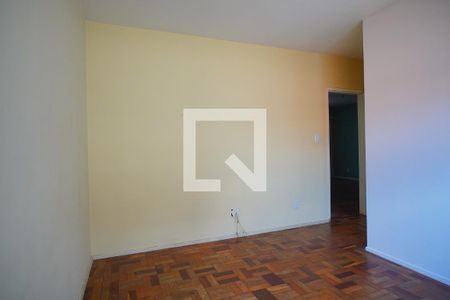 Quarto 1 de apartamento para alugar com 2 quartos, 81m² em Vila Ipiranga, Porto Alegre