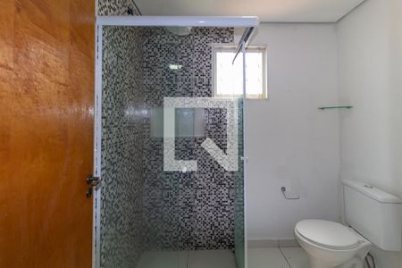 Banheiro de casa para alugar com 1 quarto, 40m² em Vila Zelina, São Paulo