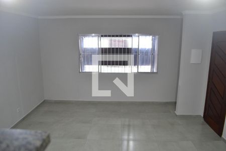 Sala de casa à venda com 3 quartos, 192m² em Vila Cleonice, São Paulo