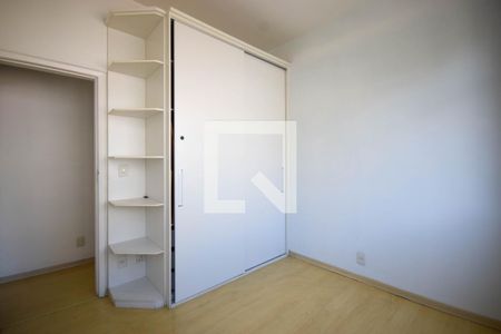 Quarto 1 de apartamento à venda com 2 quartos, 56m² em Tijuca, Rio de Janeiro