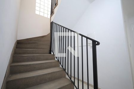 Escada de casa para alugar com 3 quartos, 240m² em Campestre, Santo André