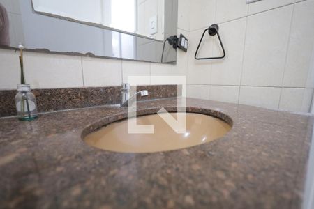 Banheiro 1 de casa para alugar com 3 quartos, 240m² em Campestre, Santo André