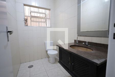 Banheiro 1 de casa para alugar com 3 quartos, 240m² em Campestre, Santo André