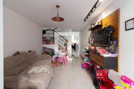 Sala de casa à venda com 2 quartos, 84m² em Vila Polopoli, São Paulo