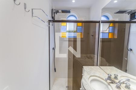 Banheiro da Suíte de apartamento para alugar com 3 quartos, 110m² em Santo Antônio, Belo Horizonte