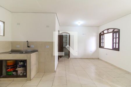 Sala/Cozinha de casa para alugar com 1 quarto, 42m² em Vila Carmosina, São Paulo