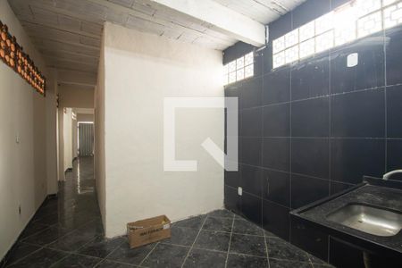 Cozinha de casa para alugar com 1 quarto, 100m² em Trindade, São Gonçalo
