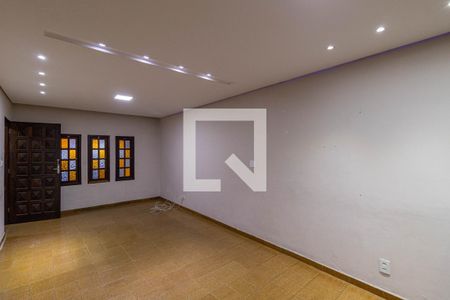 Sala de casa à venda com 3 quartos, 125m² em Jardim Santa Maria, São Paulo