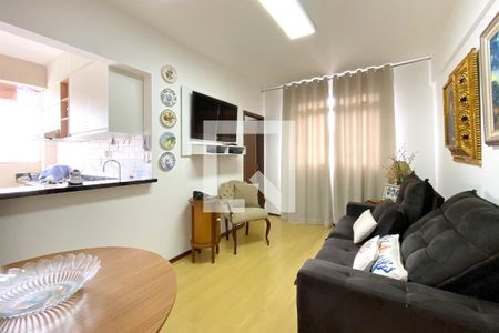 Sala de apartamento para alugar com 1 quarto, 40m² em Carmo, Belo Horizonte