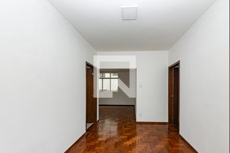 Sala 2 de apartamento à venda com 3 quartos, 100m² em Santo Antônio, Belo Horizonte